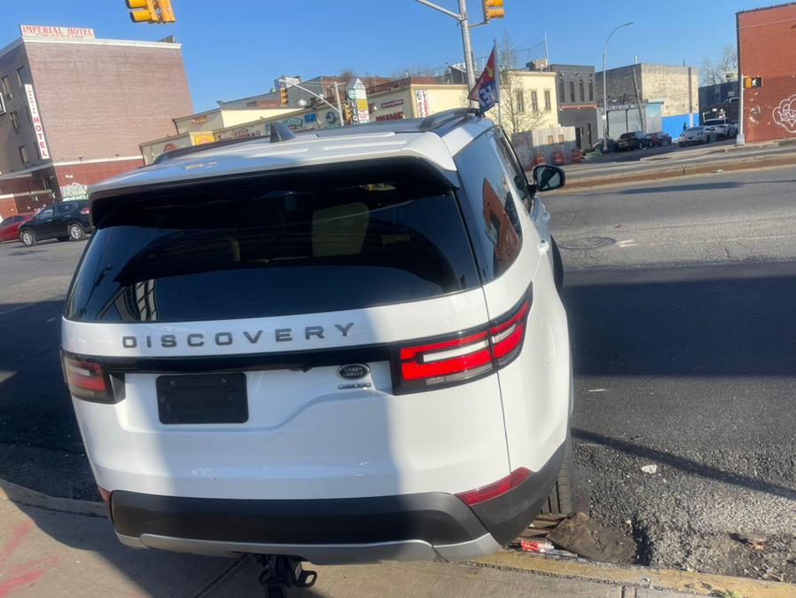 2017 Land Rover Discovery HSE V6 Supercharged photo