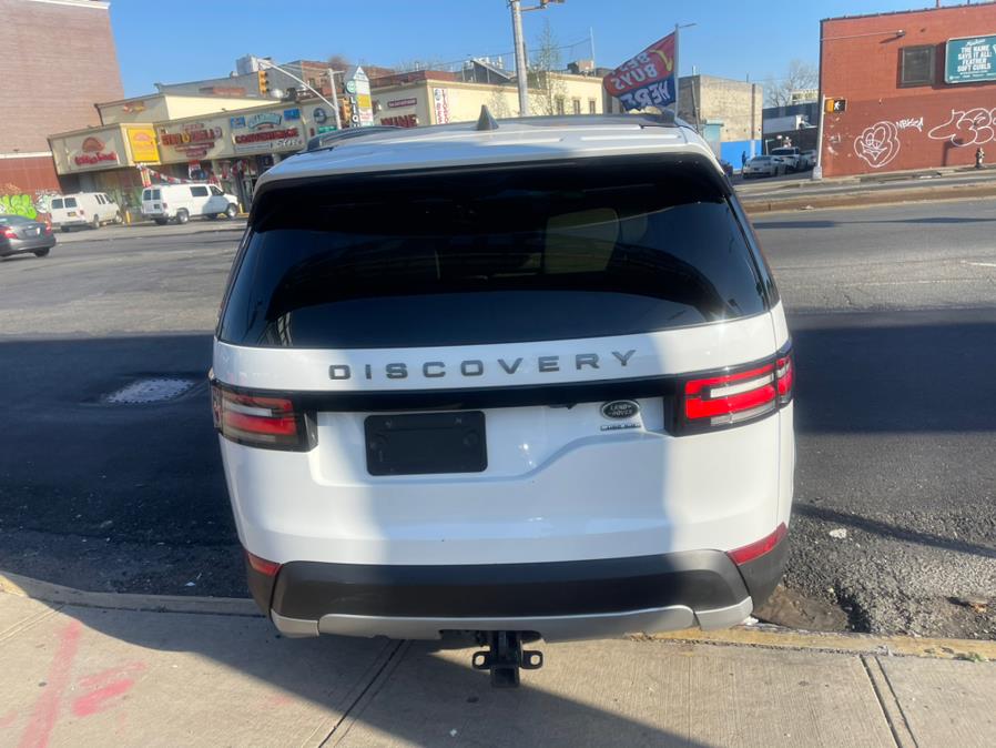 2017 Land Rover Discovery HSE V6 Supercharged photo
