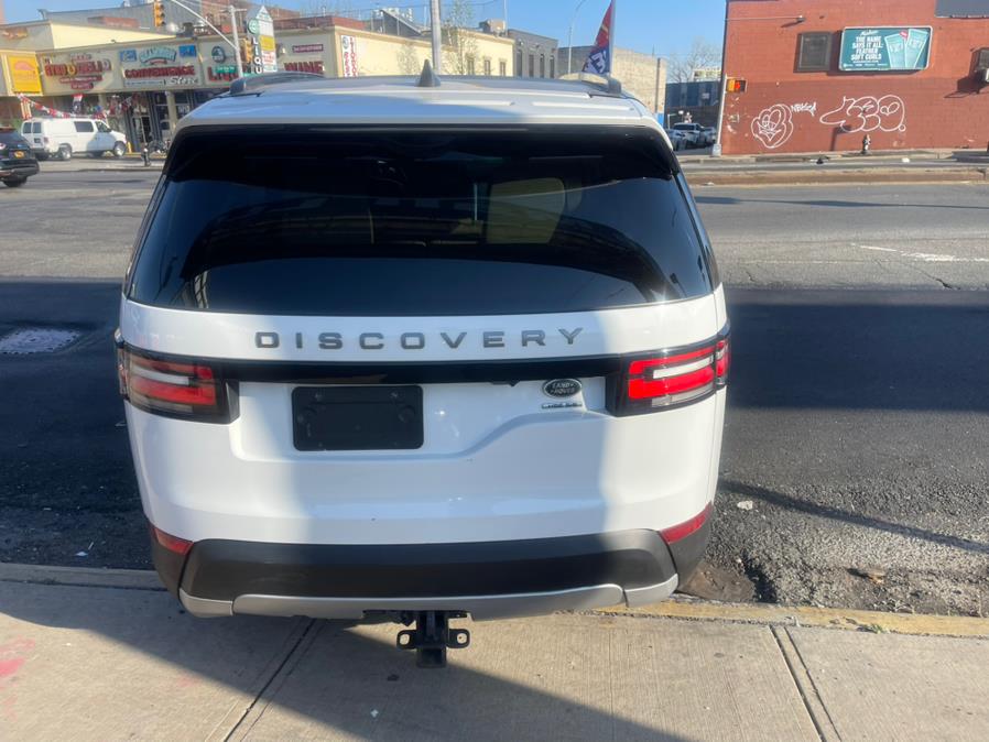 2017 Land Rover Discovery HSE V6 Supercharged photo