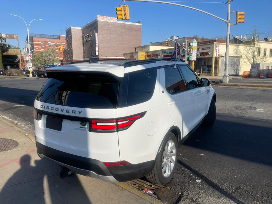 2017 Land Rover Discovery HSE V6 Supercharged photo