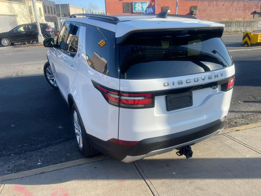 2017 Land Rover Discovery HSE V6 Supercharged photo