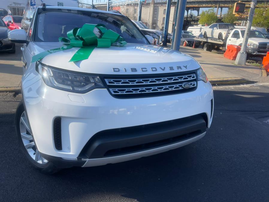 2017 Land Rover Discovery HSE V6 Supercharged photo