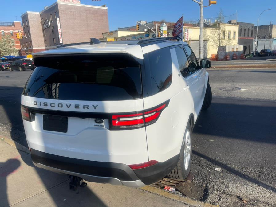 2017 Land Rover Discovery HSE V6 Supercharged photo