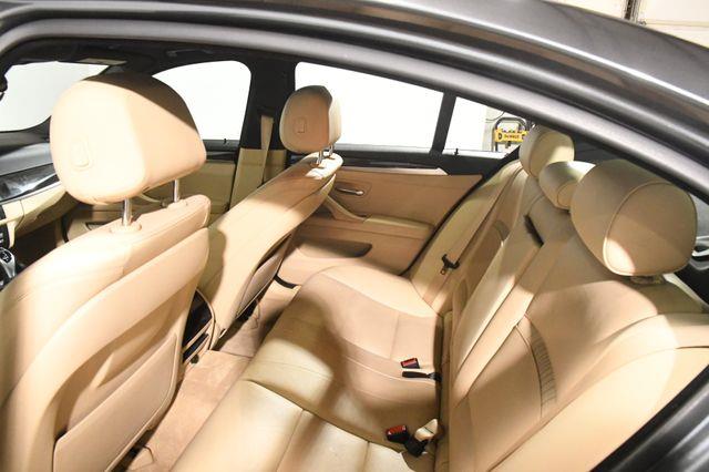 2016 BMW 5-Series 528i Xdrive M-Sport photo