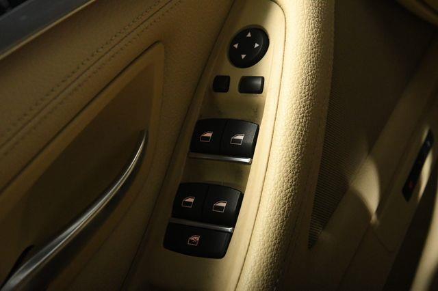2016 BMW 5-Series 528i Xdrive M-Sport photo