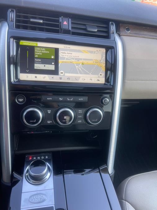 2017 Land Rover Discovery HSE V6 Supercharged photo