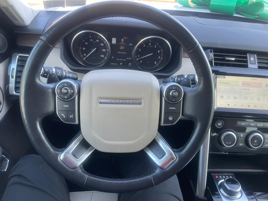 2017 Land Rover Discovery HSE V6 Supercharged photo