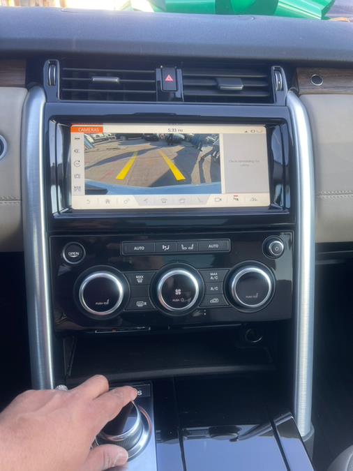 2017 Land Rover Discovery HSE V6 Supercharged photo