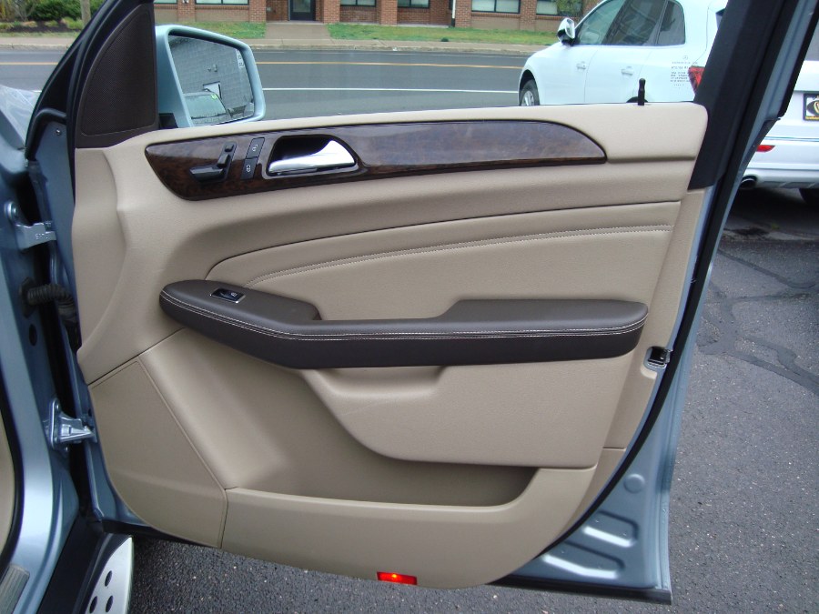 2014 Mercedes-Benz M-Class ML350 4MATIC photo