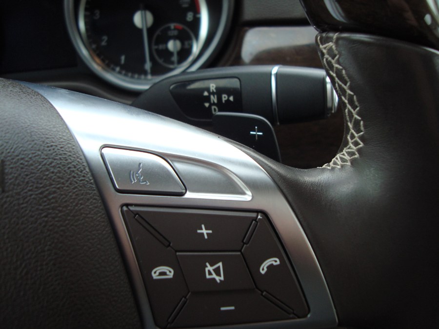 2014 Mercedes-Benz M-Class ML350 4MATIC photo