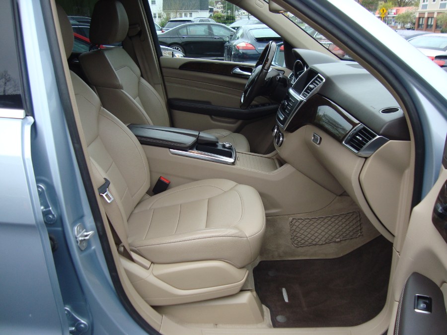 2014 Mercedes-Benz M-Class ML350 4MATIC photo