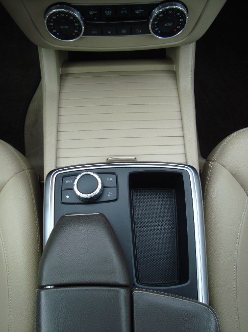 2014 Mercedes-Benz M-Class ML350 4MATIC photo