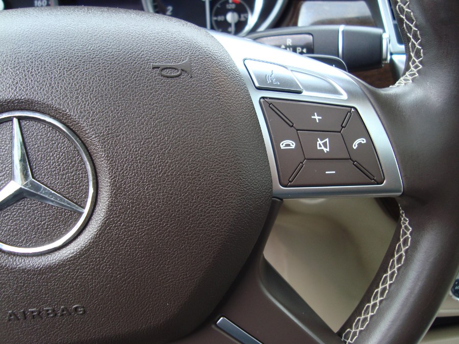 2014 Mercedes-Benz M-Class ML350 4MATIC photo