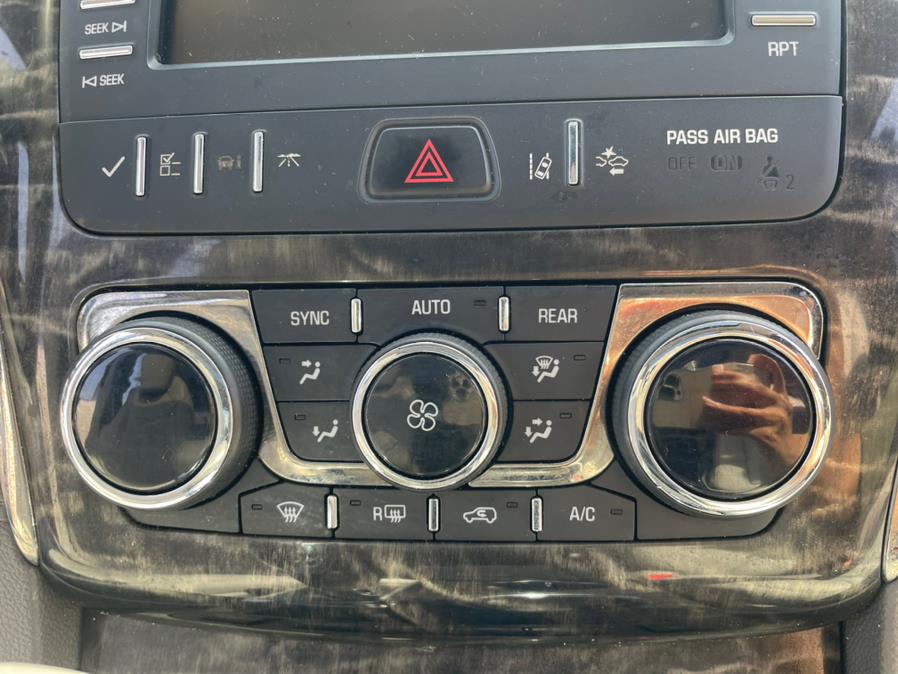 2014 Buick Enclave Premium photo