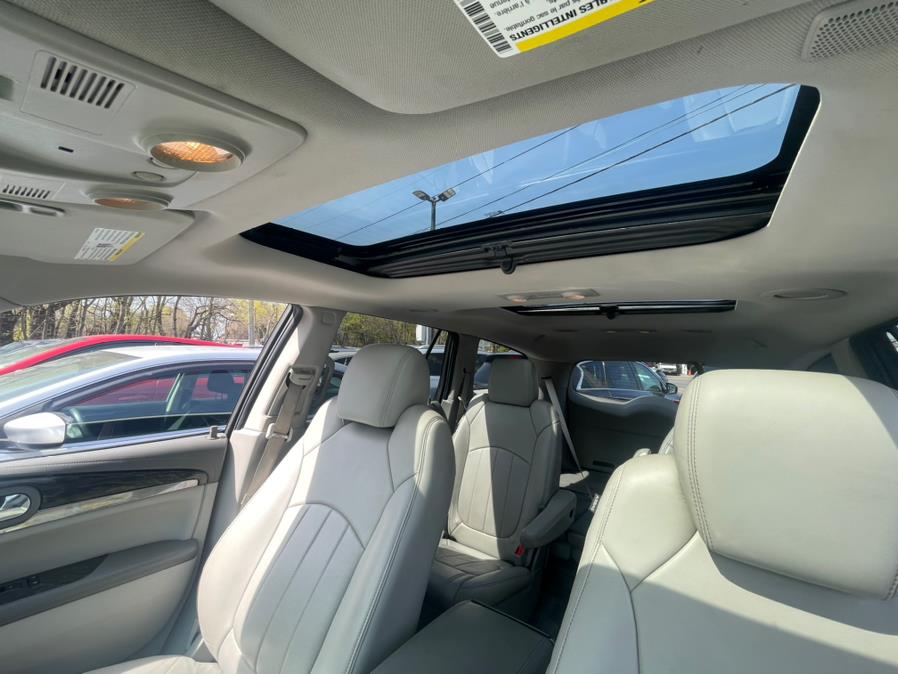 2014 Buick Enclave Premium photo