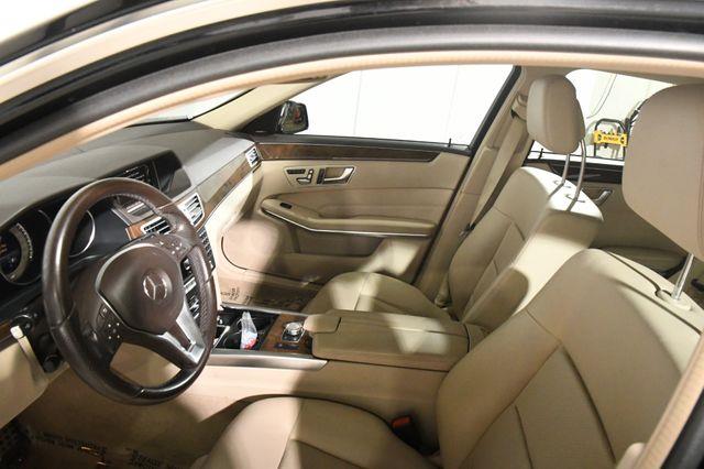 2014 Mercedes-Benz E-Class E350 4MATIC Sport photo