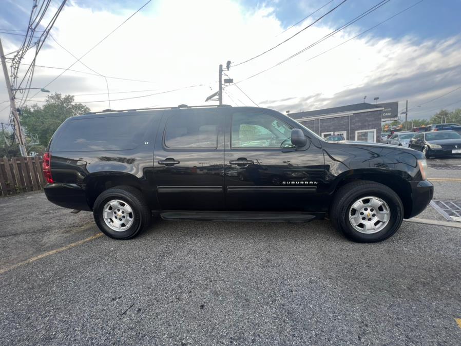 2009 Chevrolet Suburban LT 1500 photo