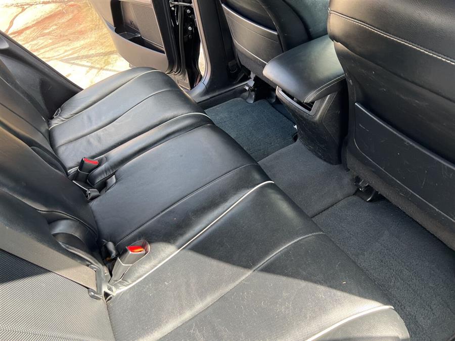 2013 Toyota Venza LE photo