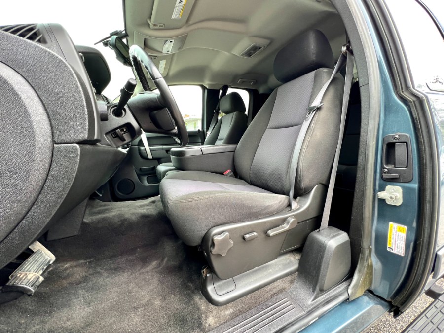 2011 Chevrolet Silverado 1500 LT photo