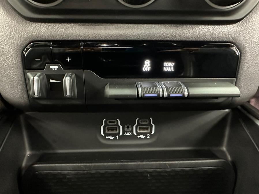 2021 RAM 1500 rebel 4x4 Crew Cab 6''4