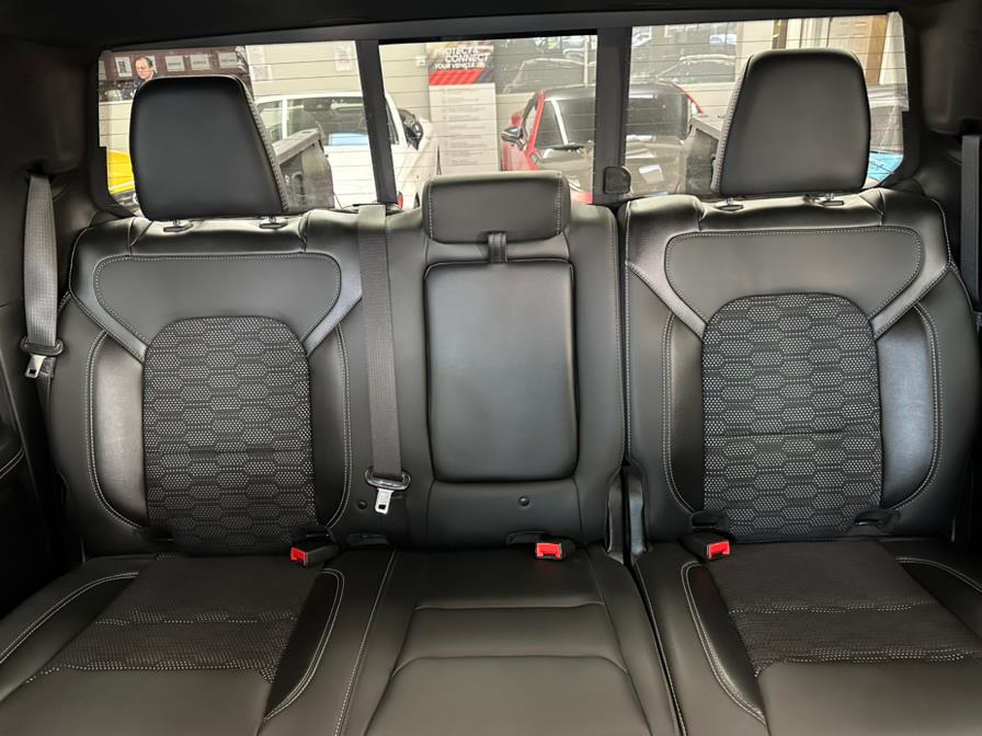 2021 RAM 1500 rebel 4x4 Crew Cab 6''4