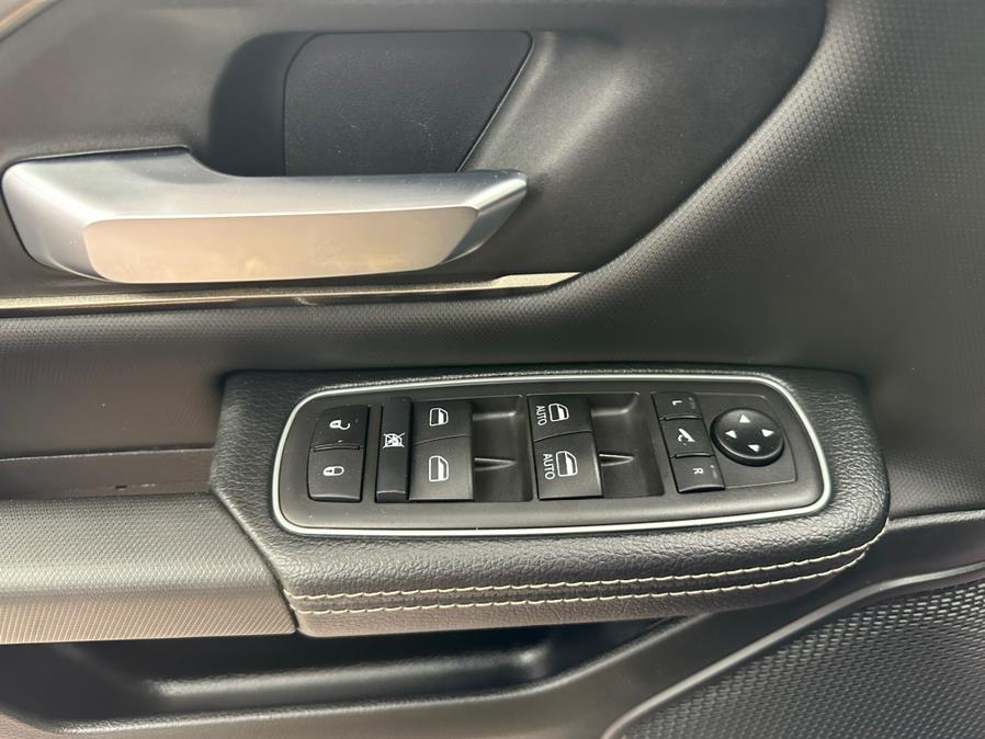 2021 RAM 1500 rebel 4x4 Crew Cab 6''4