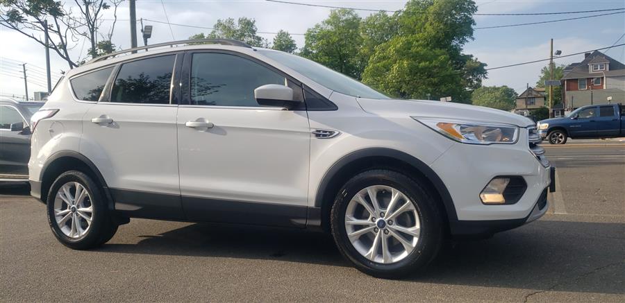 2018 Ford Escape SE FWD photo