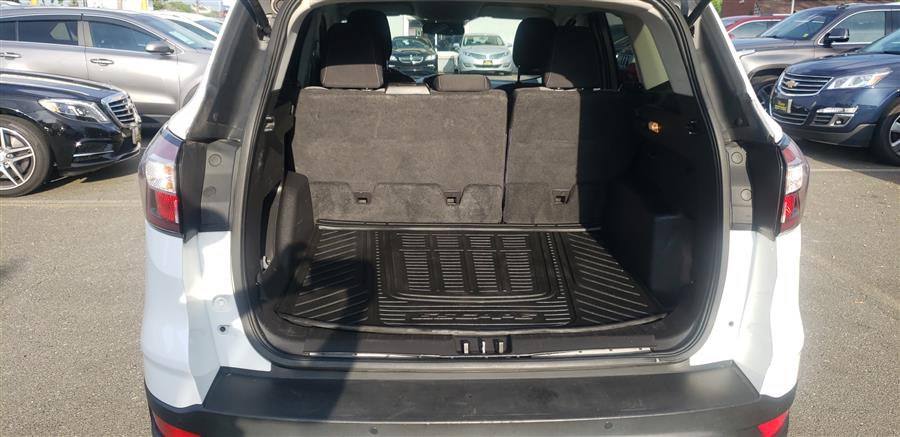 2018 Ford Escape SE FWD photo