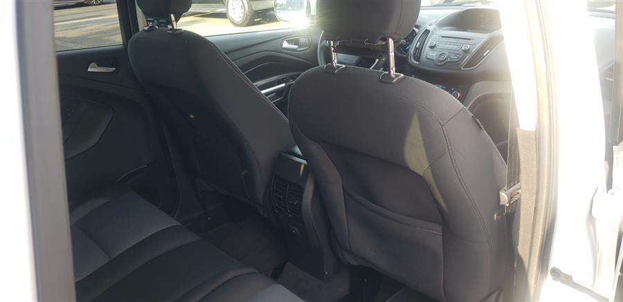 2018 Ford Escape SE FWD photo