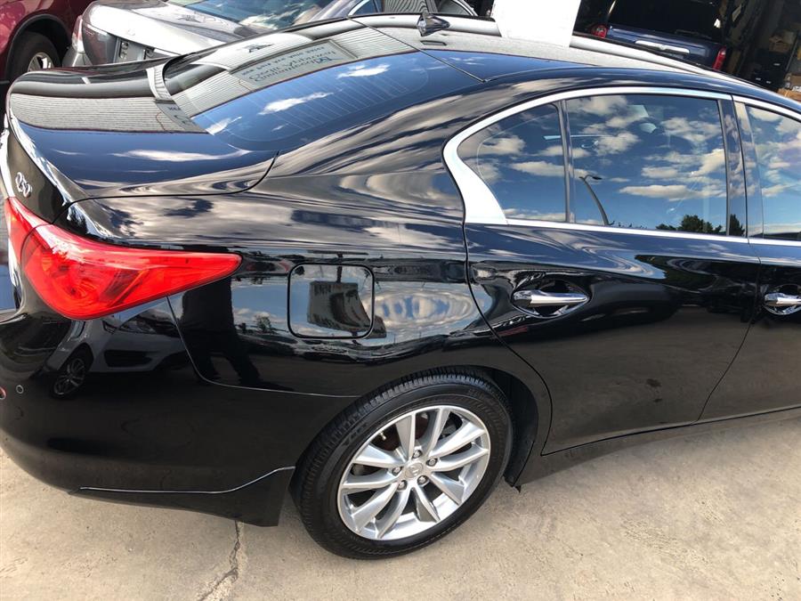 2017 Infiniti Q50 3.0T Premium AWD 4dr Sedan photo