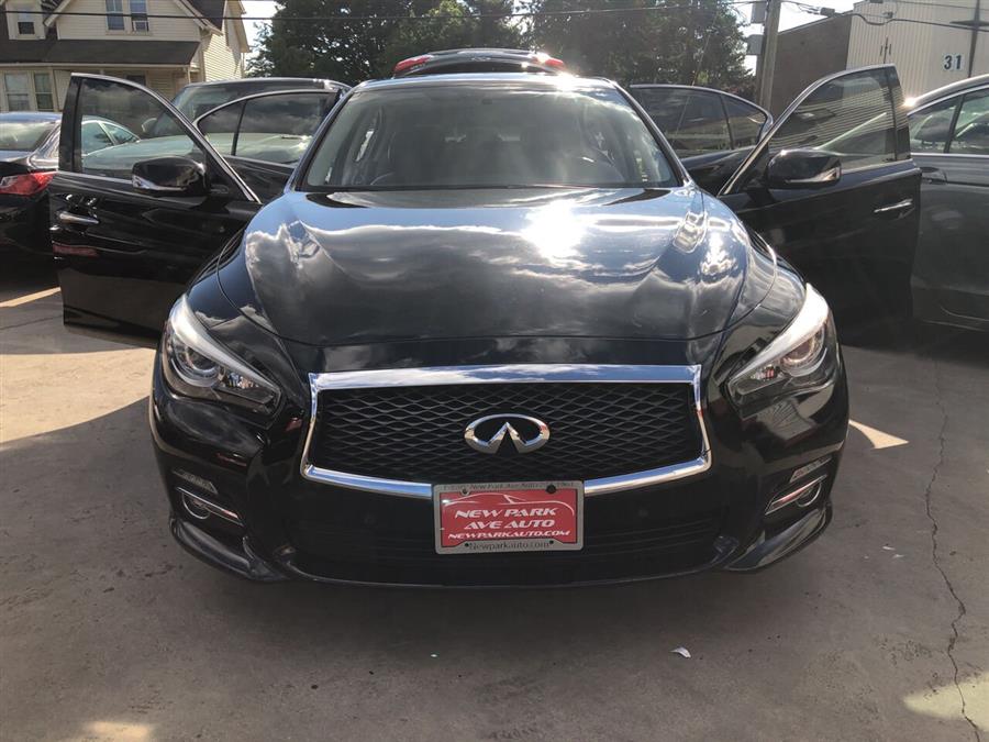 2017 Infiniti Q50 3.0T Premium AWD 4dr Sedan photo