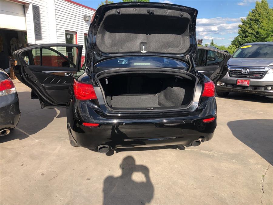 2017 Infiniti Q50 3.0T Premium AWD 4dr Sedan photo
