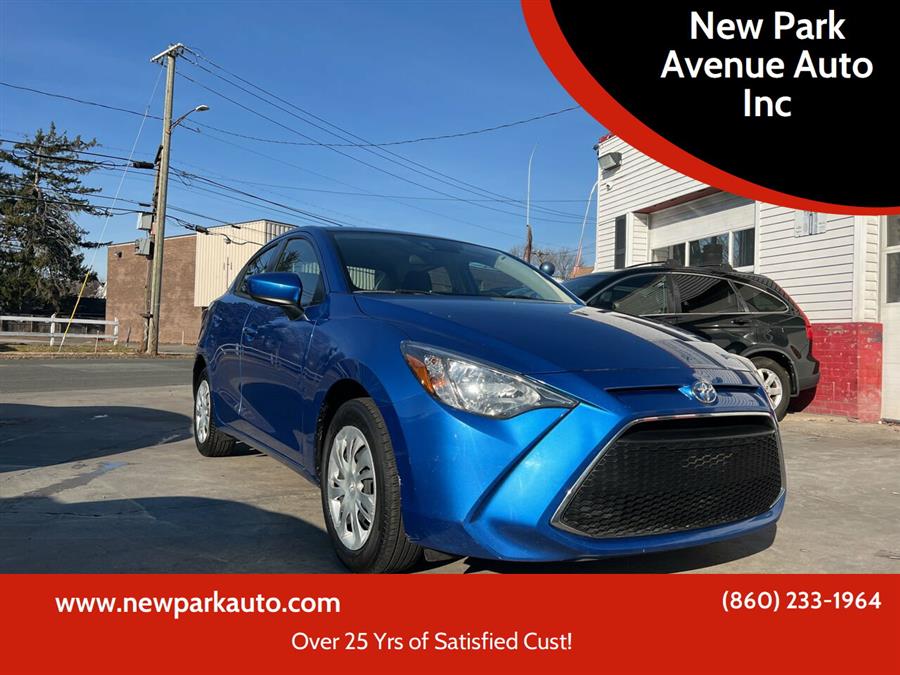 2019 Toyota Yaris L 4dr Sedan 6A photo