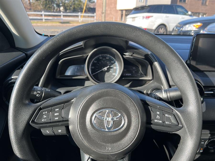 2019 Toyota Yaris L 4dr Sedan 6A photo