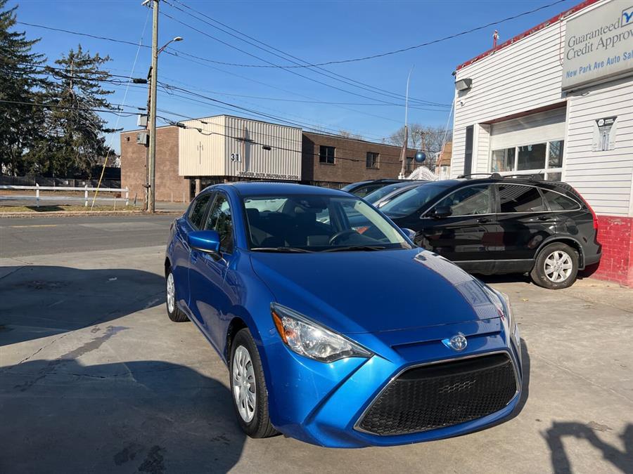 2019 Toyota Yaris L 4dr Sedan 6A photo