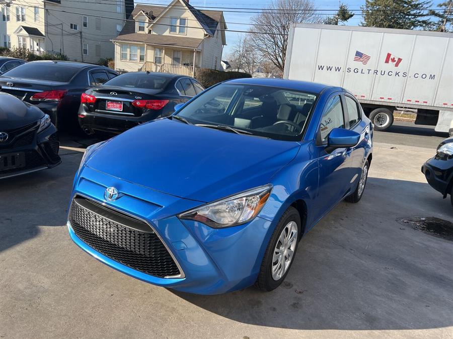 2019 Toyota Yaris L 4dr Sedan 6A photo