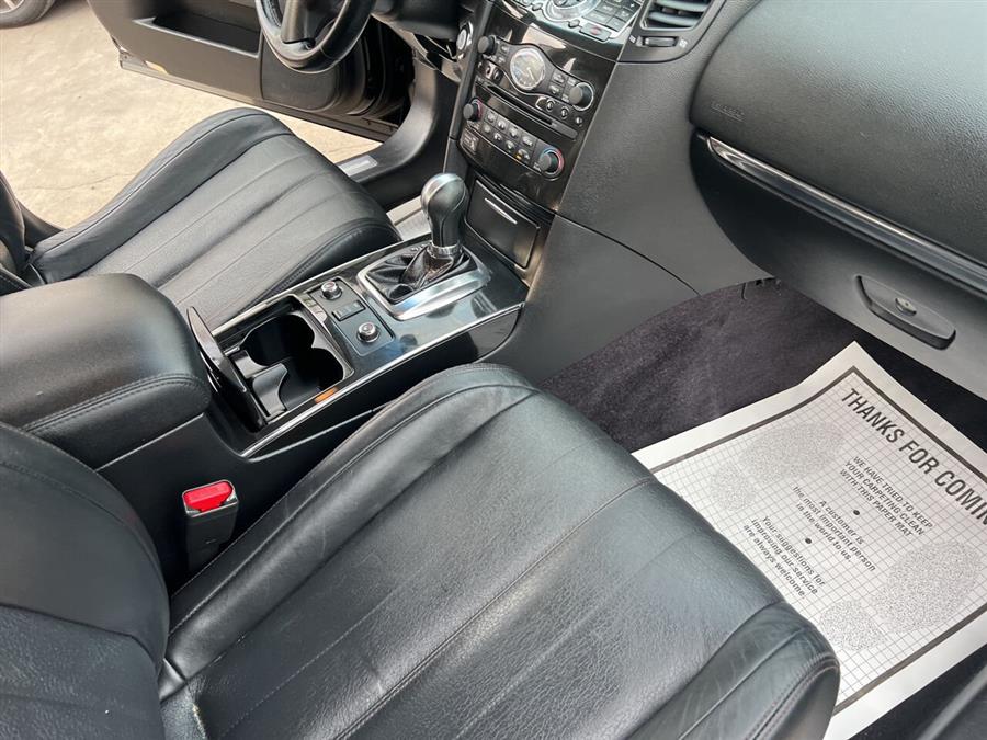 2015 Infiniti QX70 Base AWD 4dr SUV photo