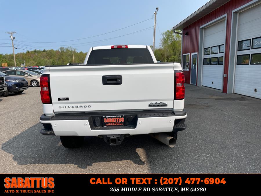 2017 Chevrolet Silverado 2500HD 4WD Crew Cab 153.7