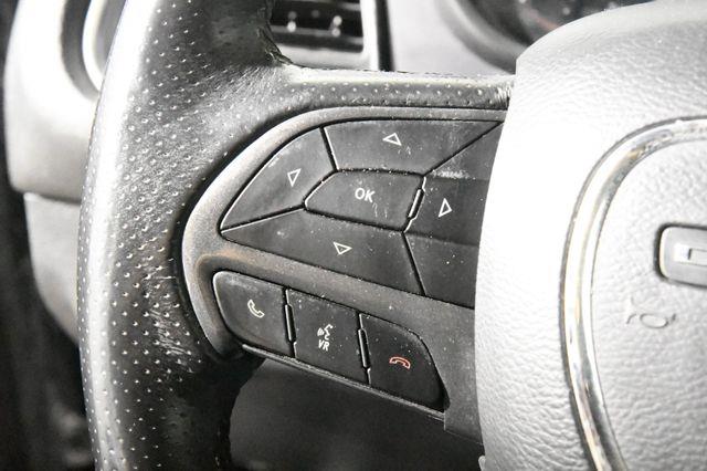 2017 Dodge Challenger SXT Plus photo