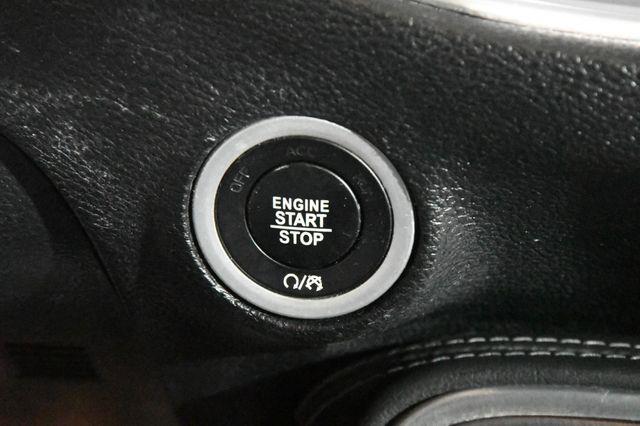 2017 Dodge Challenger SXT Plus photo