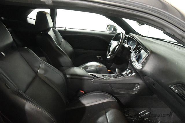 2017 Dodge Challenger SXT Plus photo