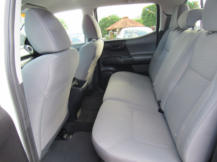 2021 Toyota Tacoma SR Double Cab 5'' Bed V6 AT (N photo