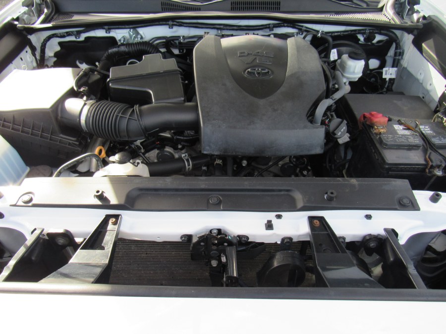 2021 Toyota Tacoma SR Double Cab 5'' Bed V6 AT (N photo