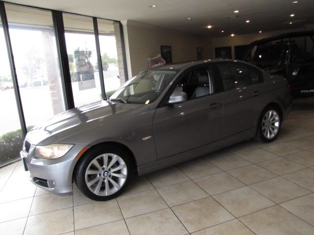 2011 BMW MDX 328i photo