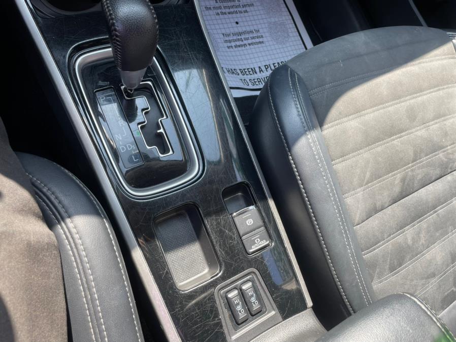 2019 Subaru Outlander SE photo