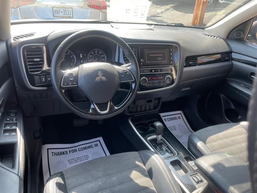 2019 Subaru Outlander SE photo