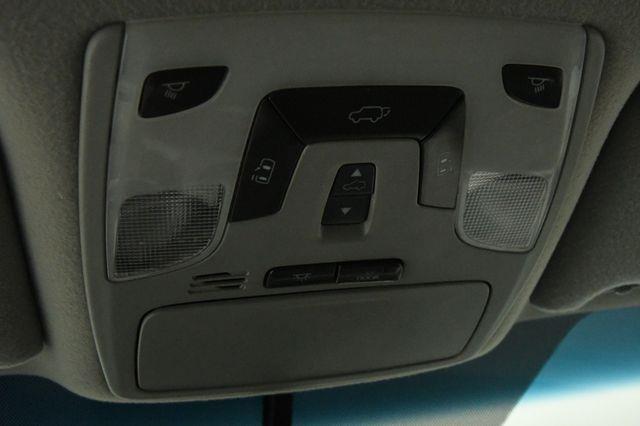 2014 Toyota Sienna XLE 7-Passenger photo