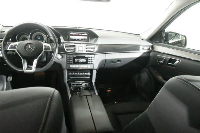 2014 Mercedes-Benz E-Class E350 4MATIC Sport photo