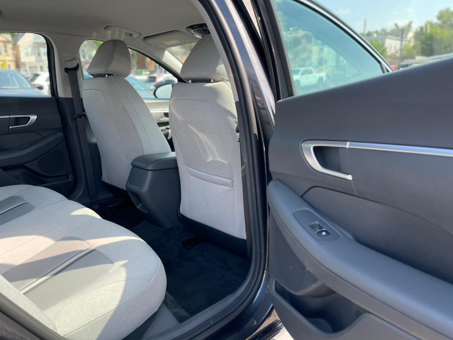 2021 Hyundai Sonata SE 2.5L photo