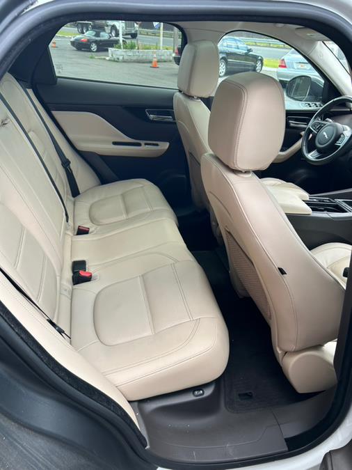 2018 Jaguar F-Pace 20d Prestige AWD photo